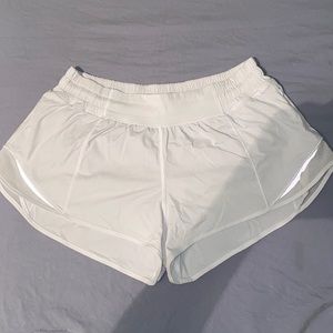 Lululemon Hotty Hot 2.5 Shorts